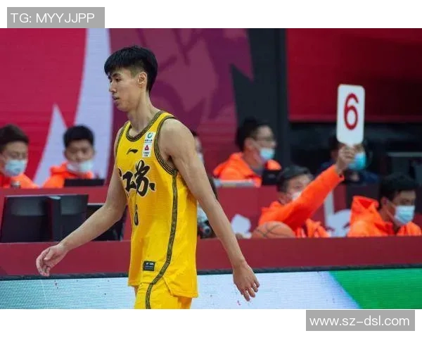 南京羽毛球队包夹战术解析与其在羽毛球热点中的影响探讨 南京羽毛球队包夹战术解析与其在羽毛球热点中的影响探讨