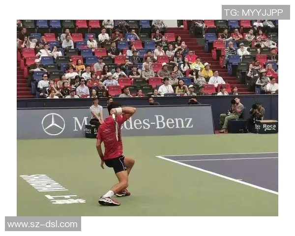 南京网球队在大师赛中的战术表现分析与点评探讨