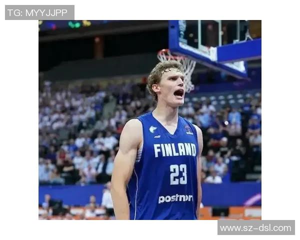 公牛队惨遭爵士队逆袭以54比96落败赛季表现堪忧