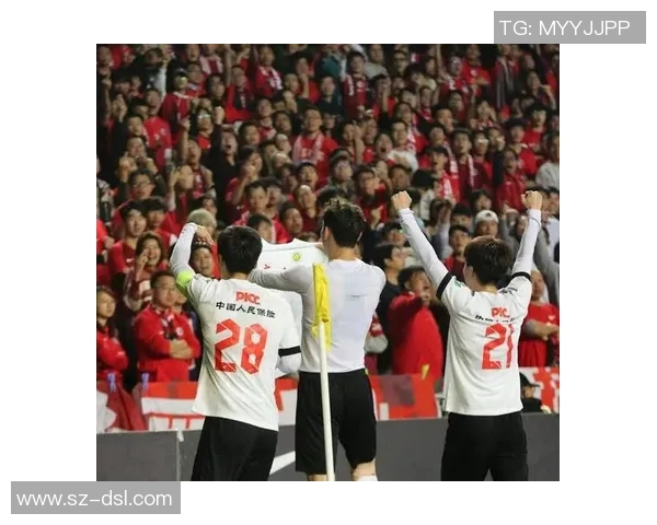 恒大与国安激战六三精彩回顾球迷热议赛场瞬间与精彩进球