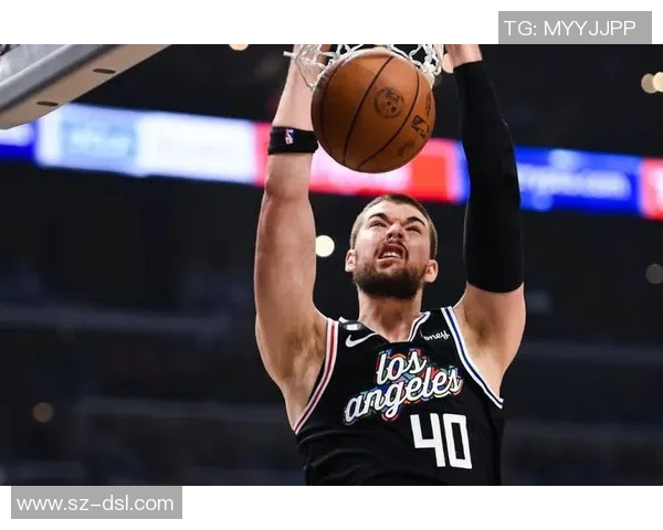 2013年快船与活塞精彩对决录像回放重温篮球经典瞬间