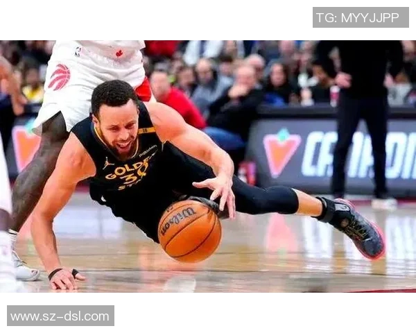 猛龙勇士总决赛第三场激战回顾与精彩瞬间分析