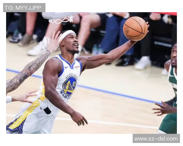 2020年NBA常规赛雄鹿队客场挑战勇士队的精彩对决回顾